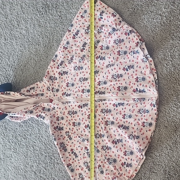 Disney Minnie Mouse Poncho (18-24 months) and Minnie Mouse Jacket (3T) - Picture 10 of 10